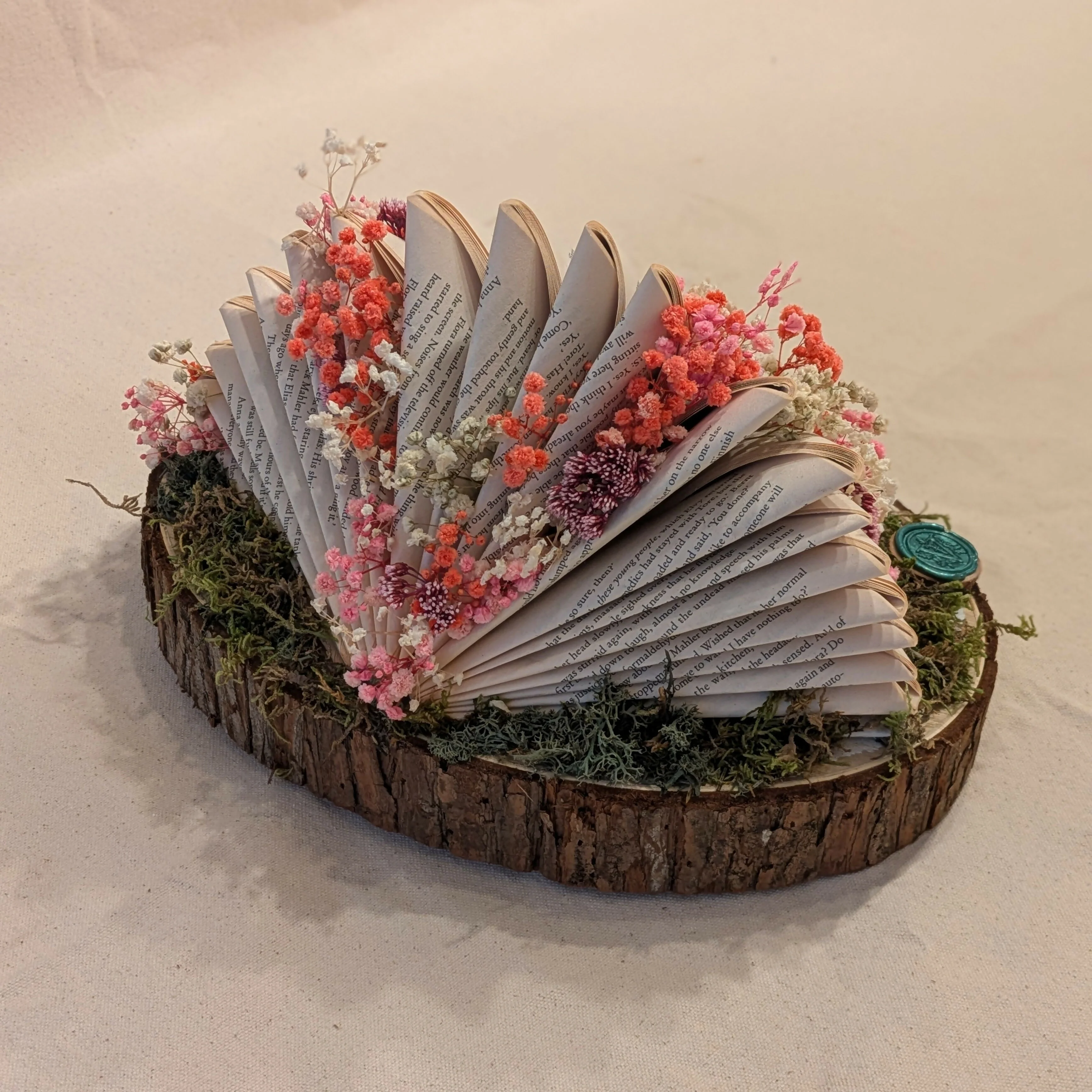 Pointed Floral Arrangement on Hanging Wall Log - Image 2
