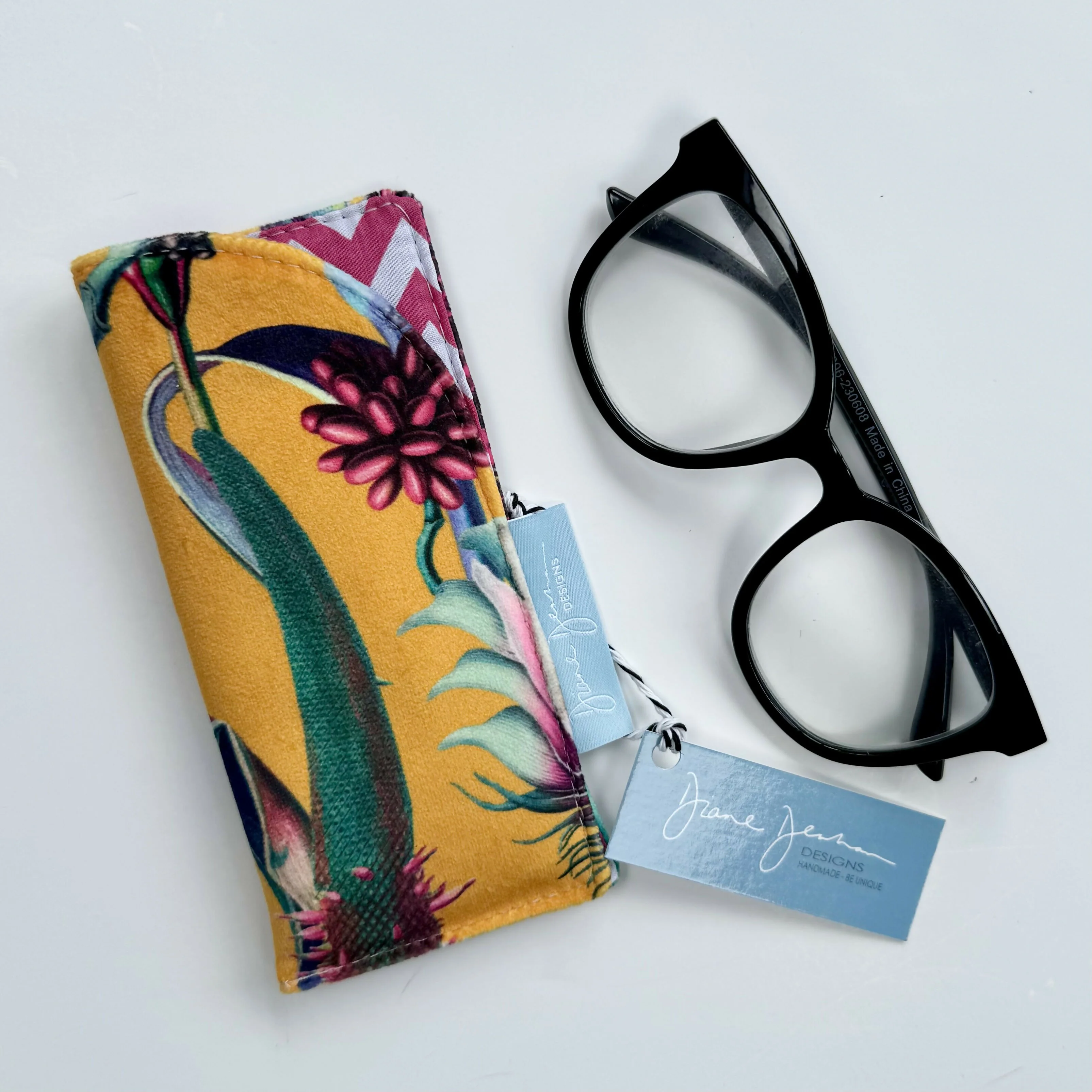Premium Velvet Slip In Glasses Case - Image 5