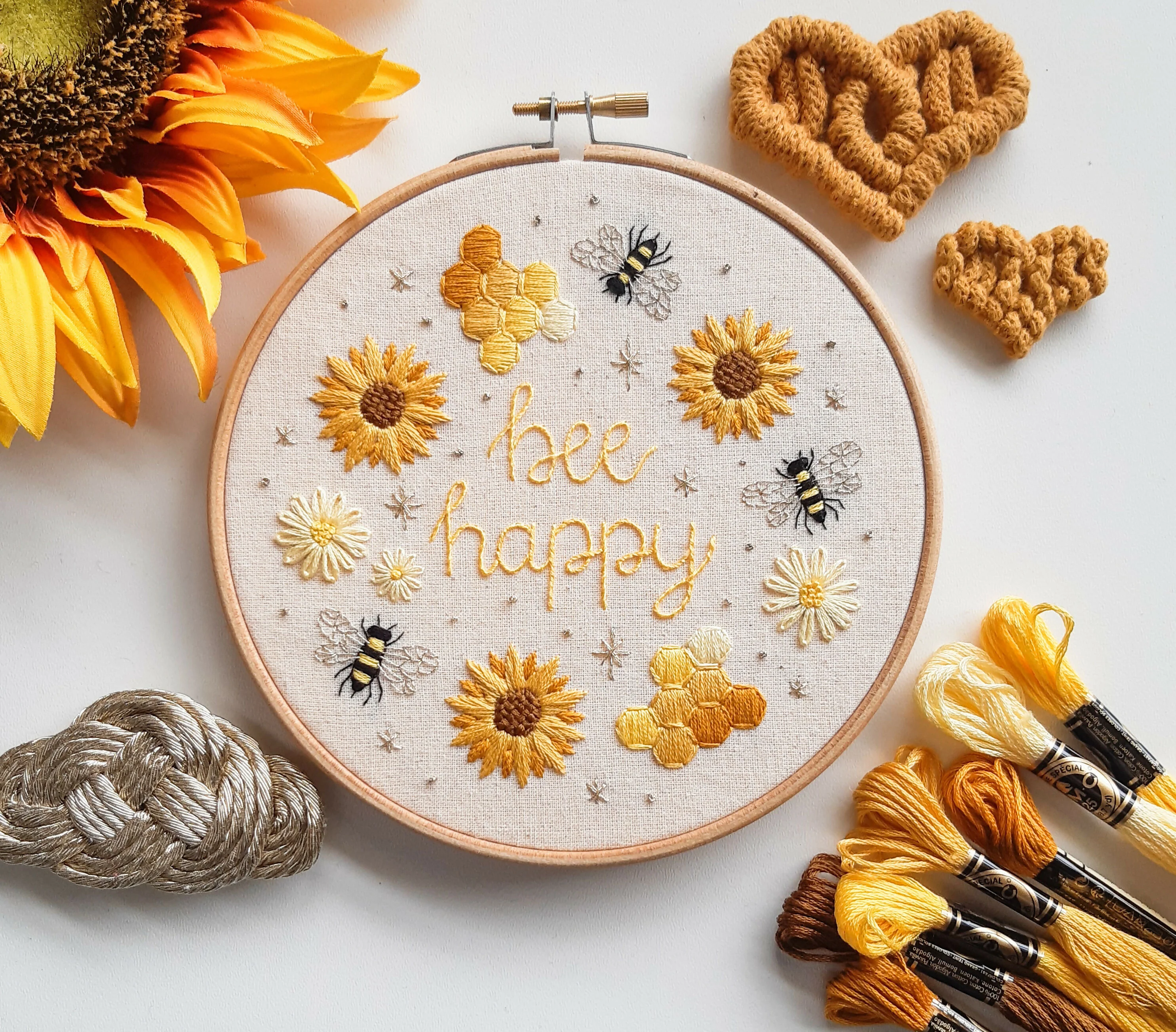 Preprinted embroidery pattern for beginners - Bee happy - Image 3