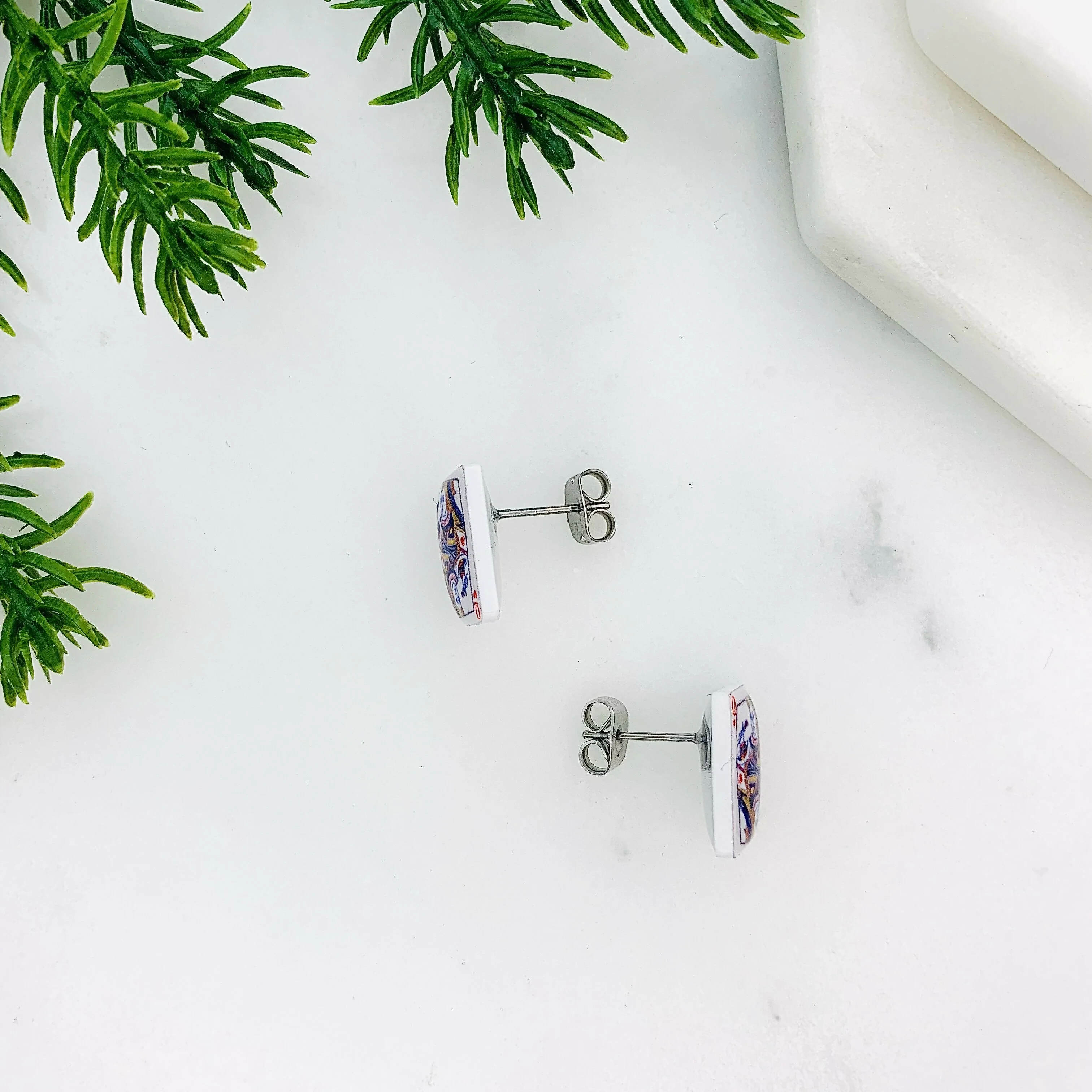 Queen Of Hearts Playing Card Stud Earrings - Image 4