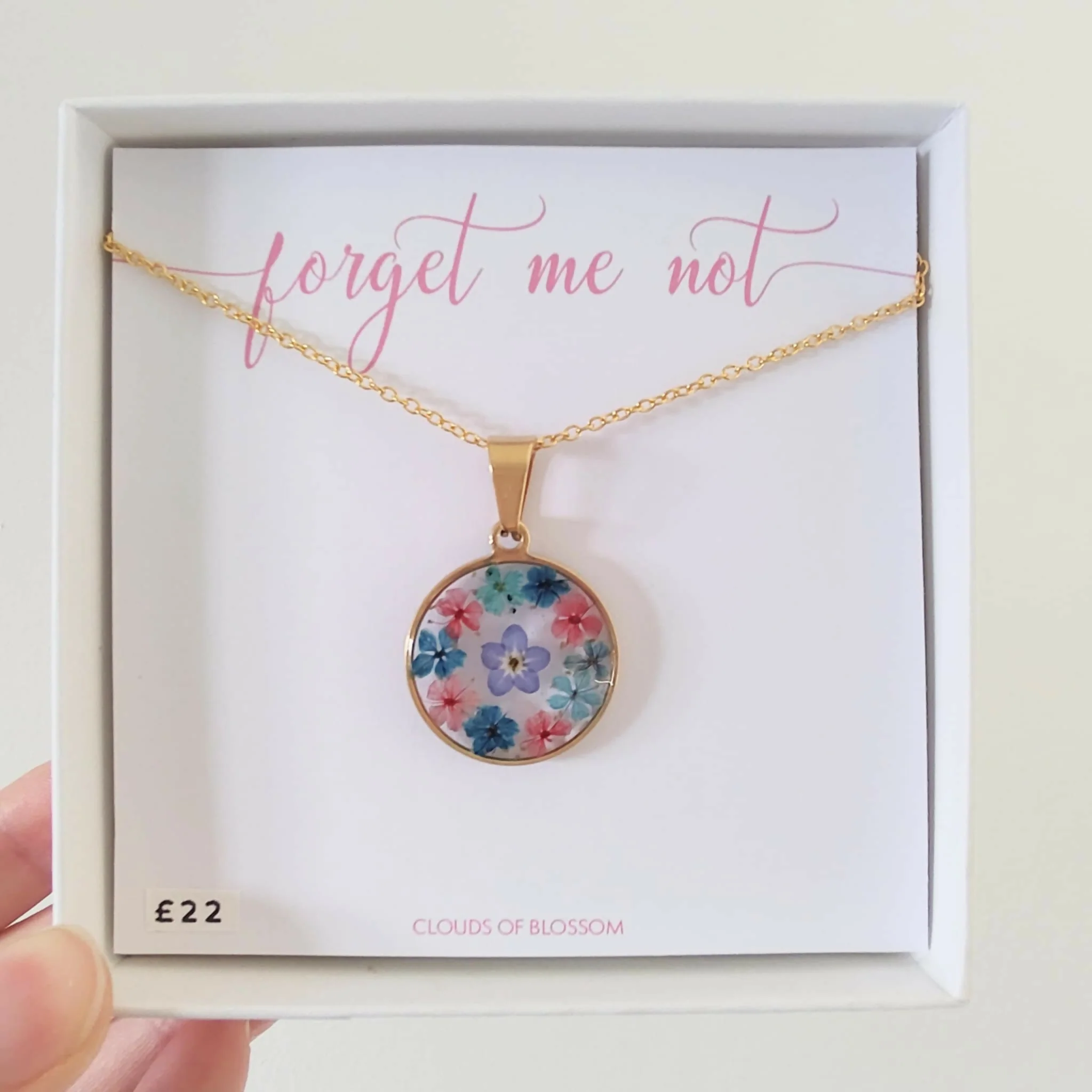 Real Flower Deep Circle Necklace Gold Plated