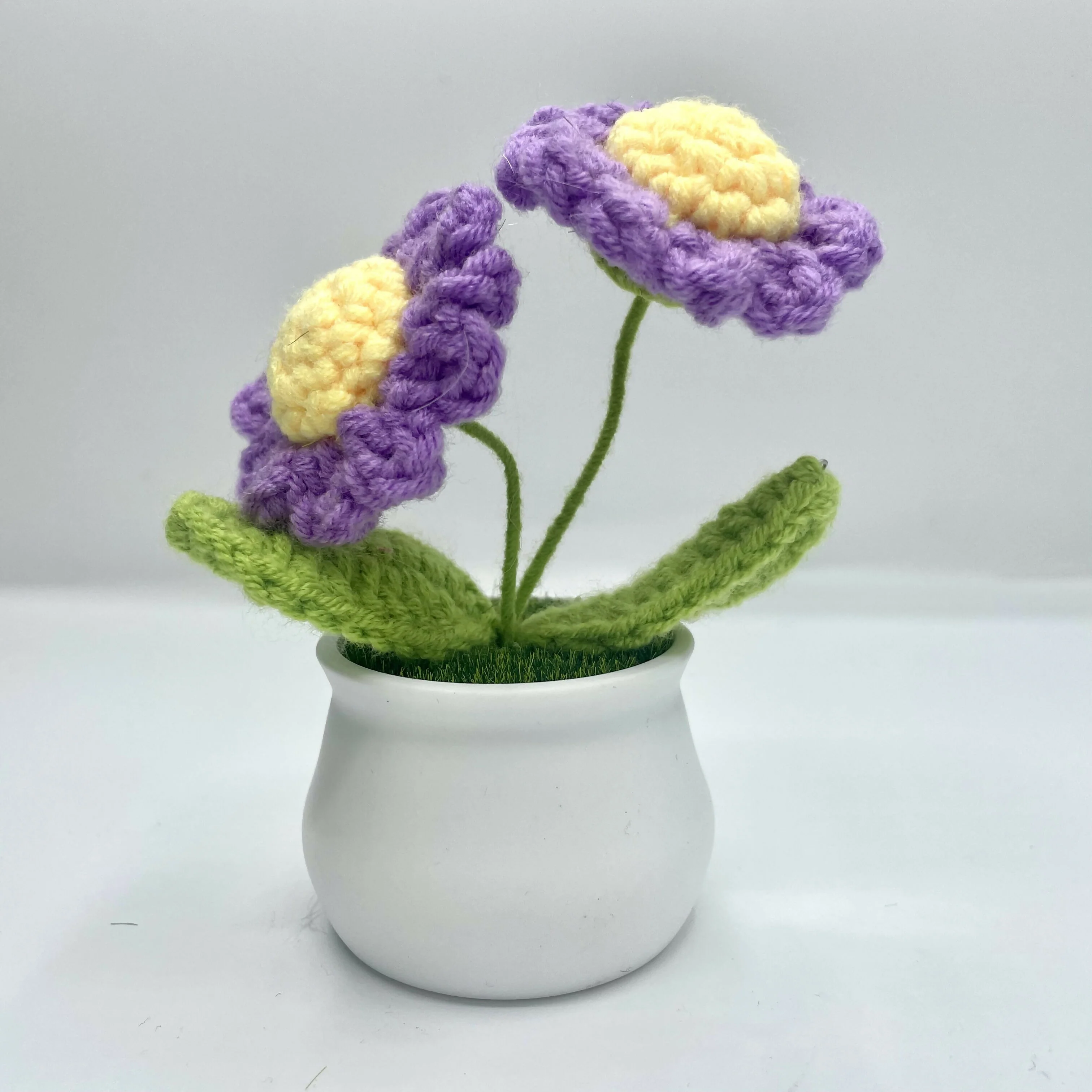 Mini Crochet Sunflower & Daisy Pots – Handmade Floral Décor - Image 3