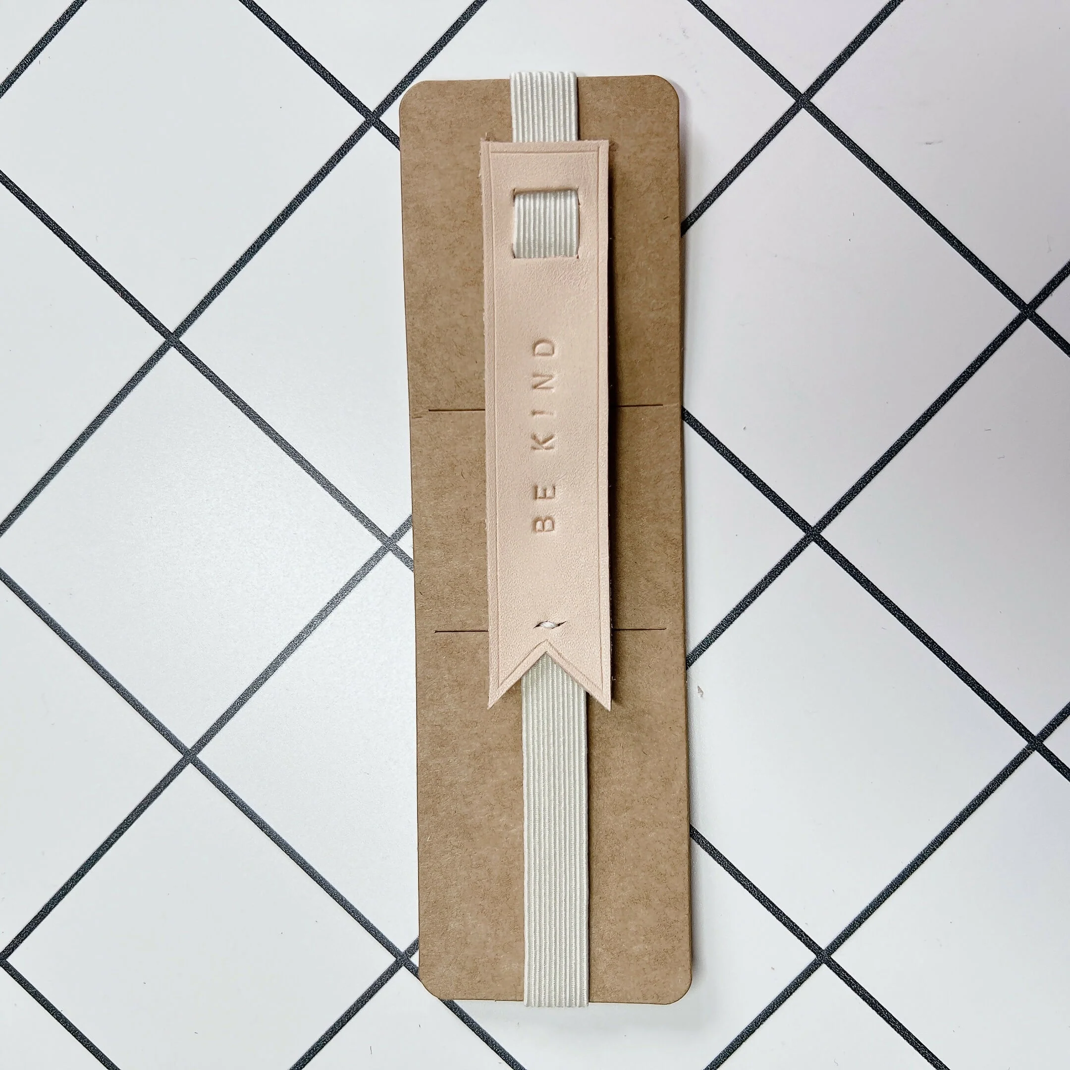 Rubber Strap Leather Elastic Bookmark - BE KIND - Image 2
