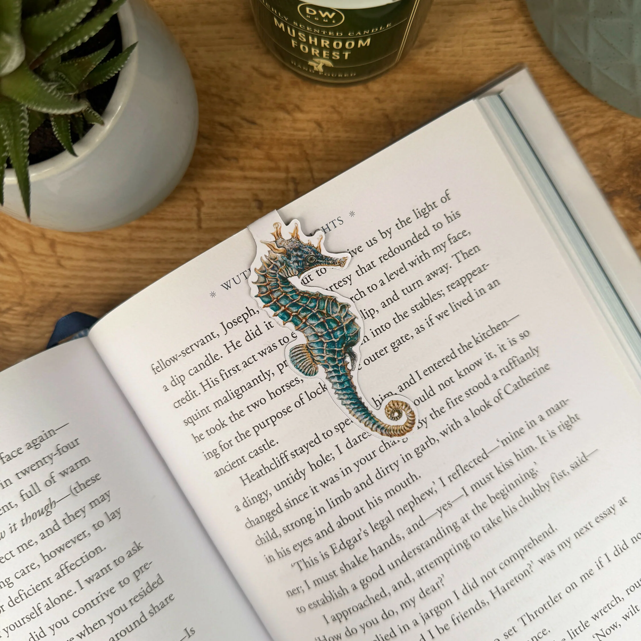 Seahorse - Matt Magnetic Bookmark - Image 2
