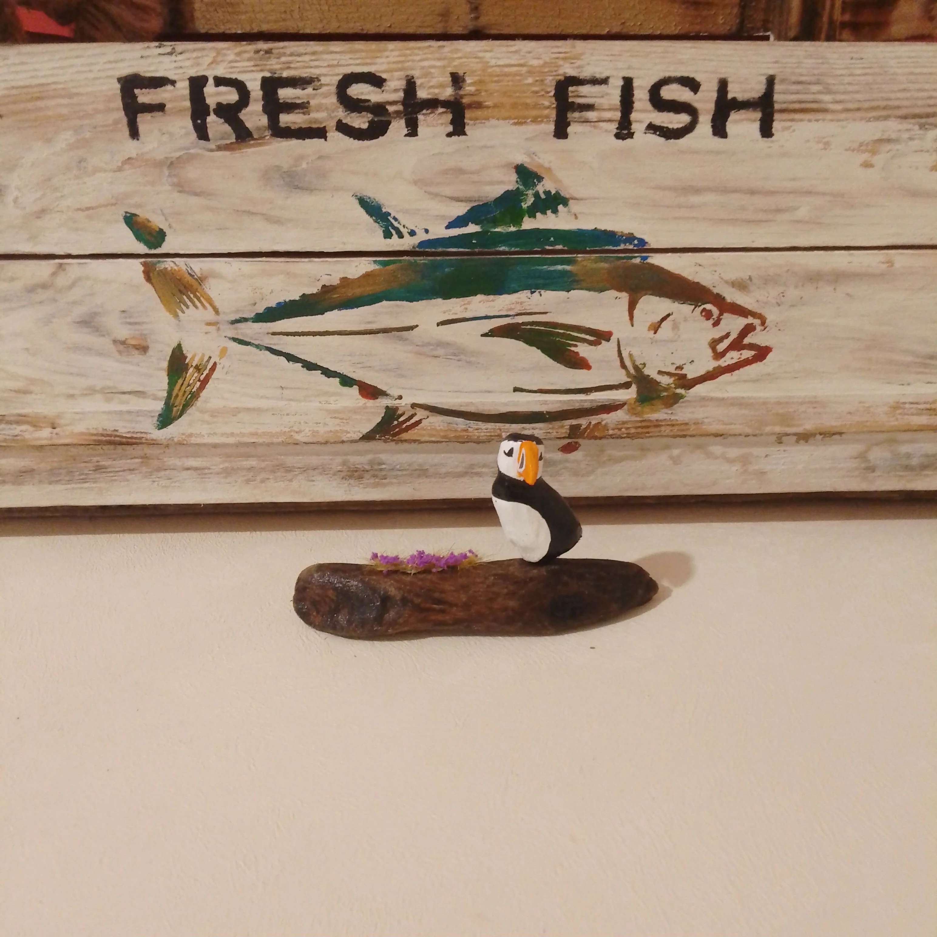 Single Puffin On Wood, No Legs - Image 5