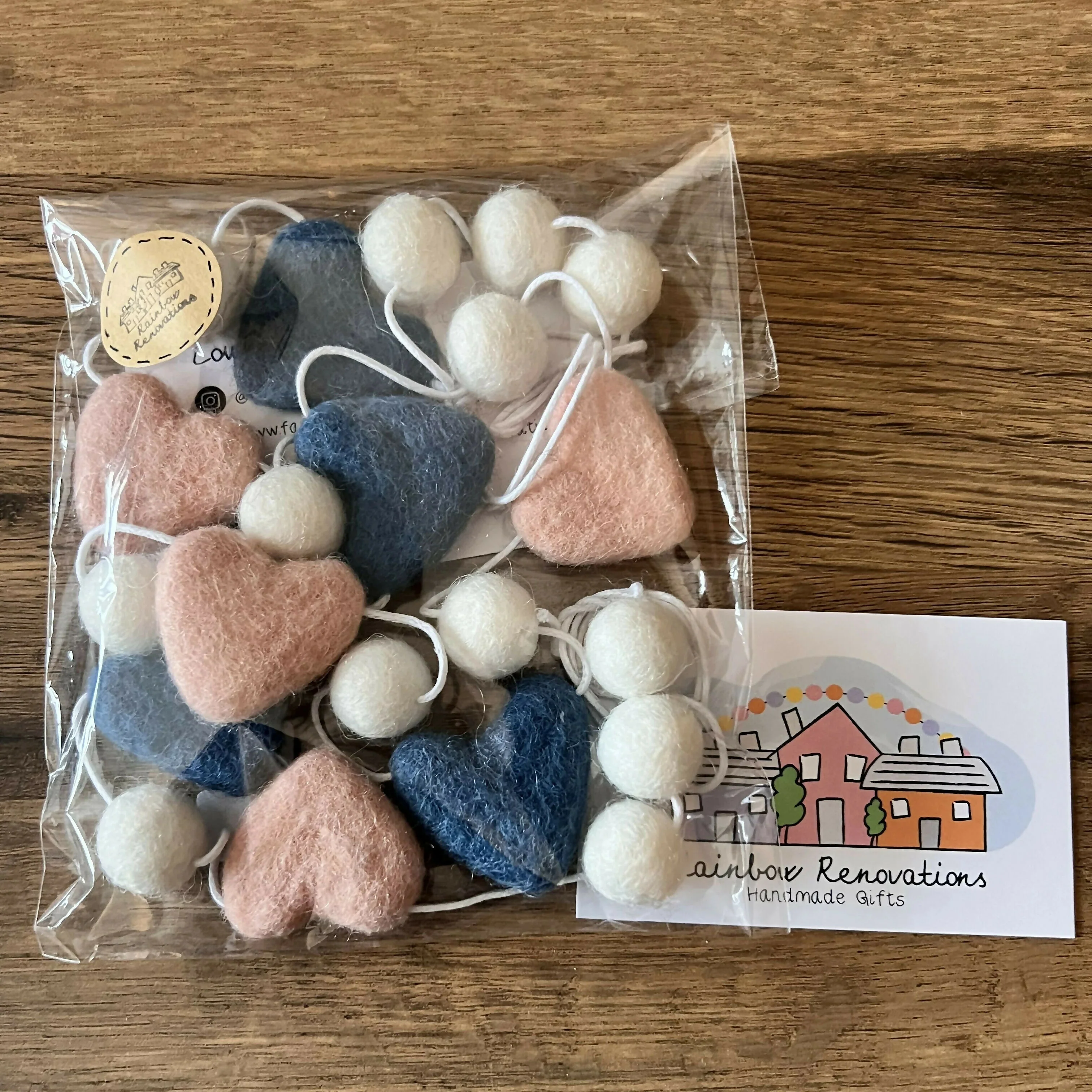 Small Felt Heart Garland