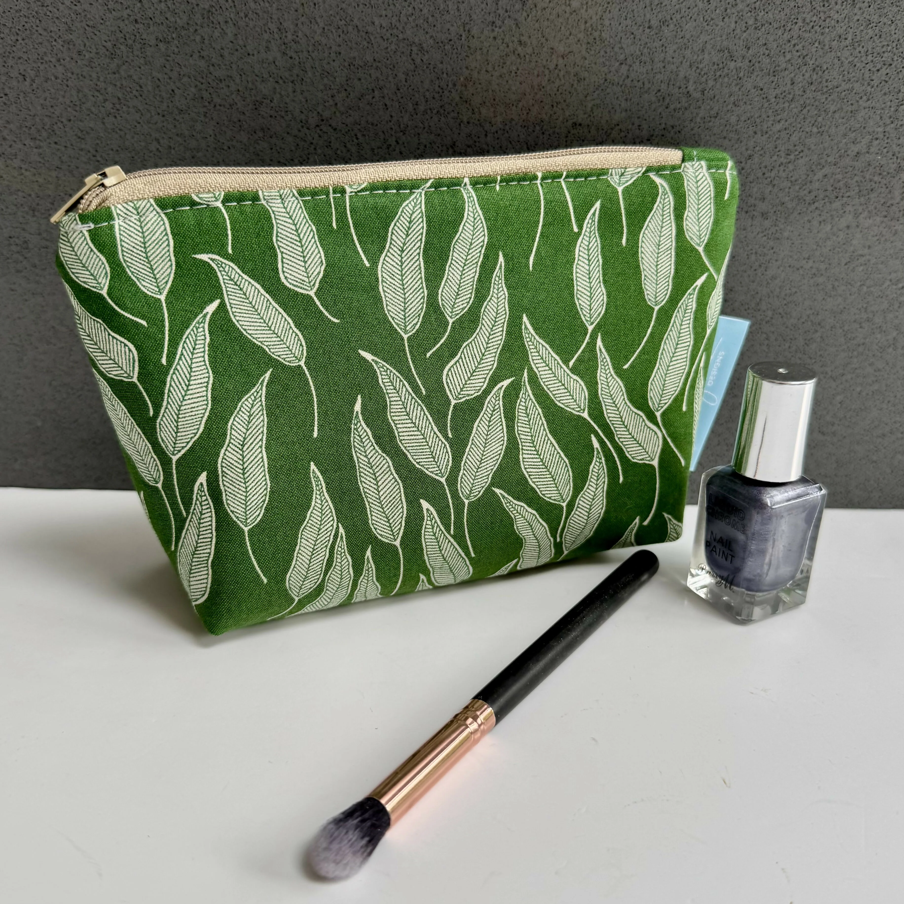 Small Make Up Bag - Green Leaves