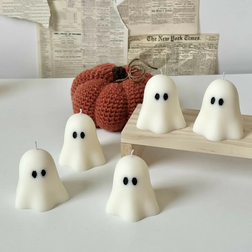 Small Sheet Ghosty