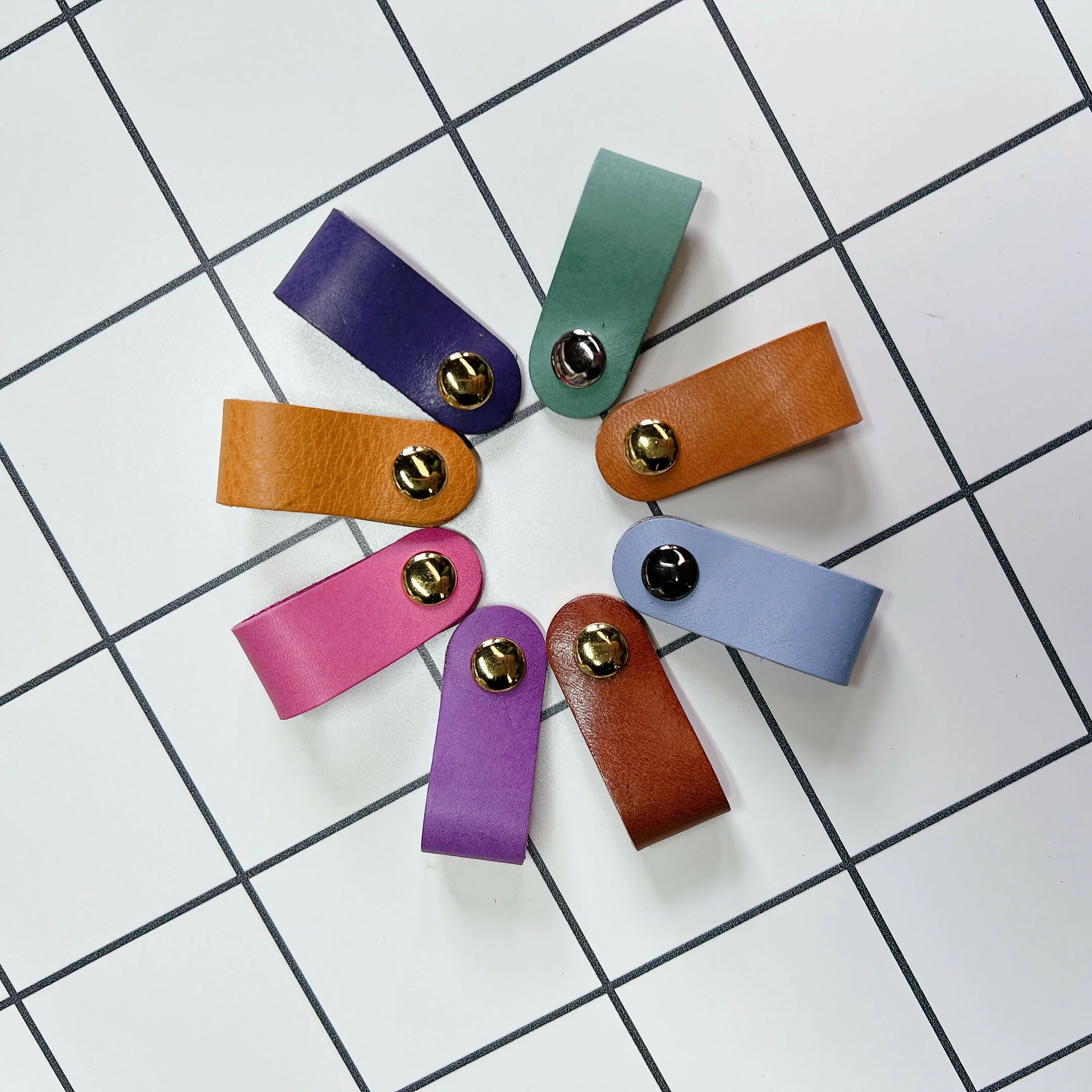 SnapWraps – Leather Cord Organisers (Set of 2, Assorted Colours) - Image 2