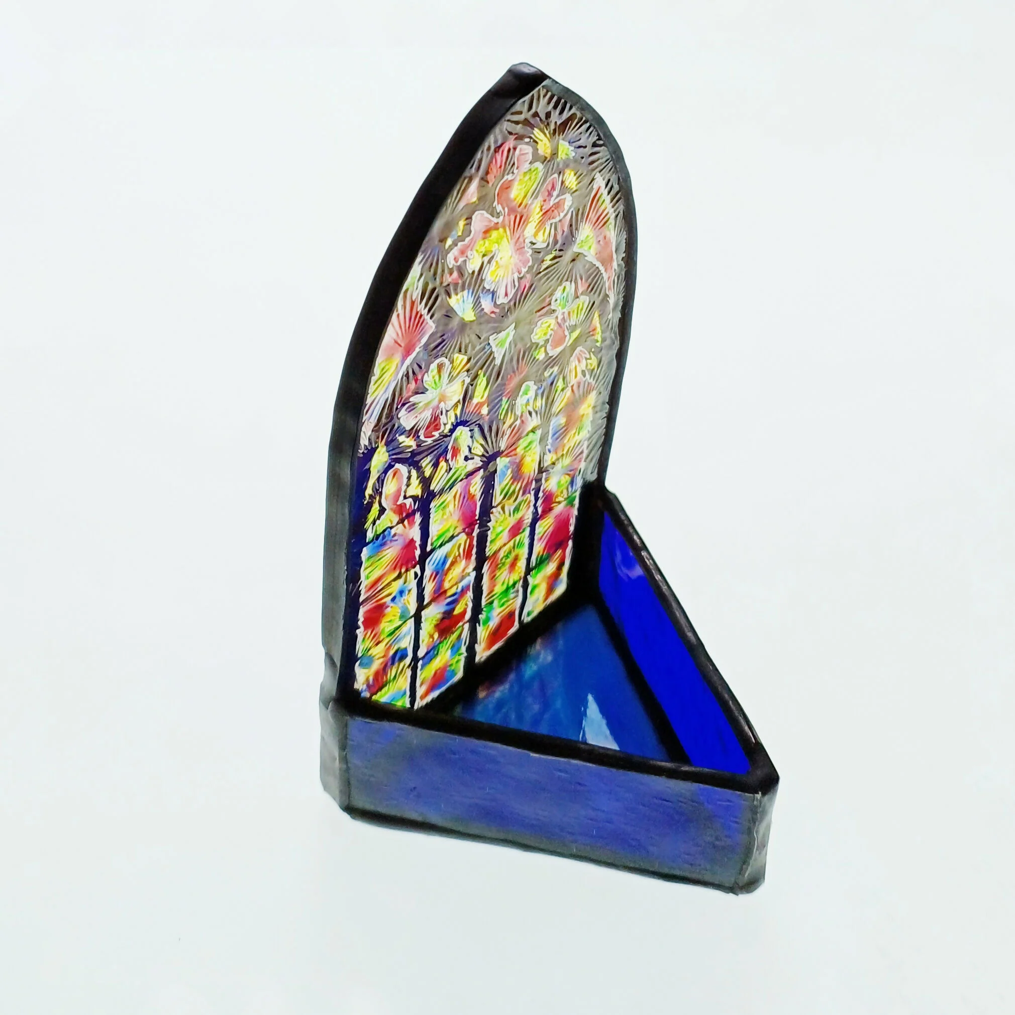 Stained Glass Cathedral Window Tealight - Image 3