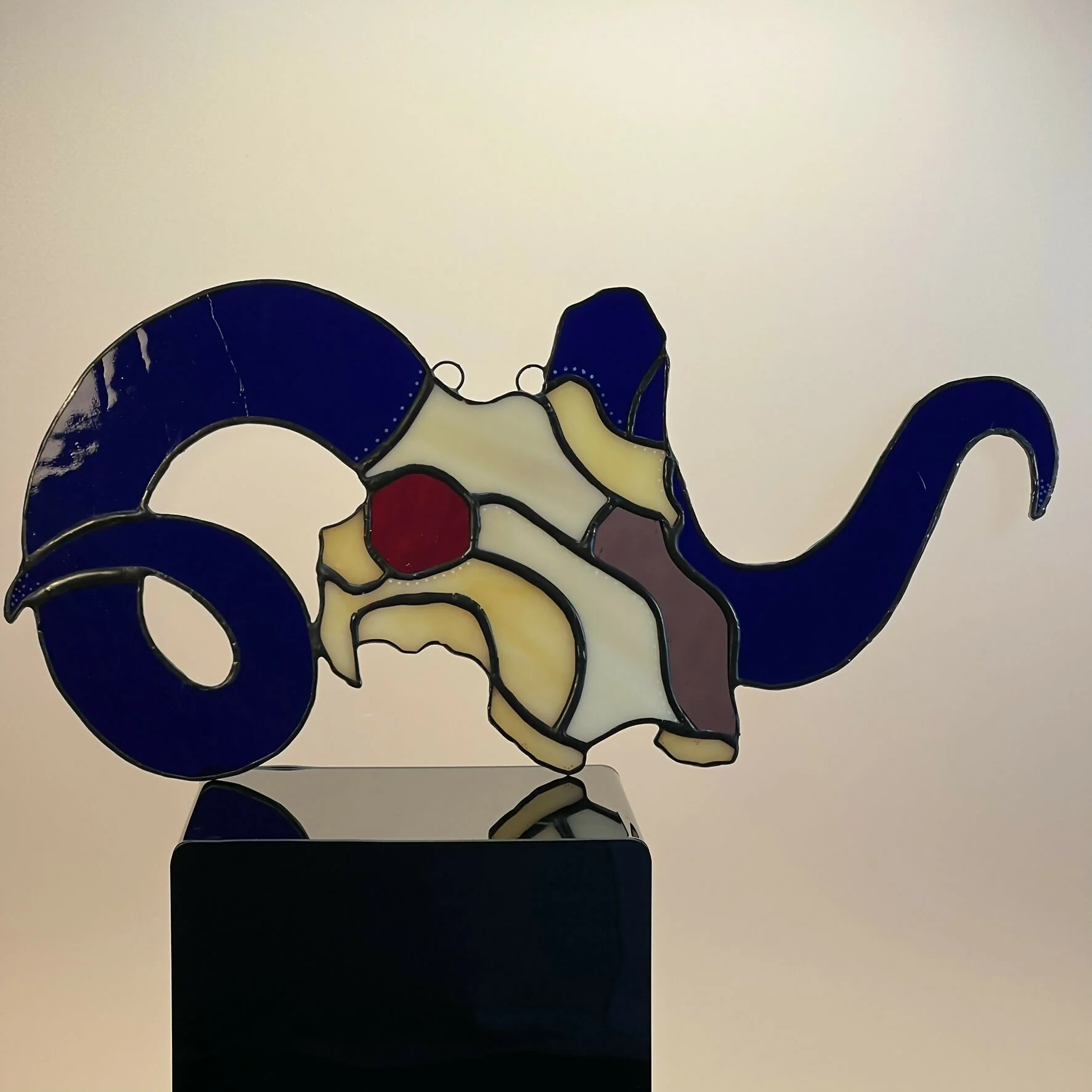 Stained Glass Sheep Skull with Blue horn - Image 2