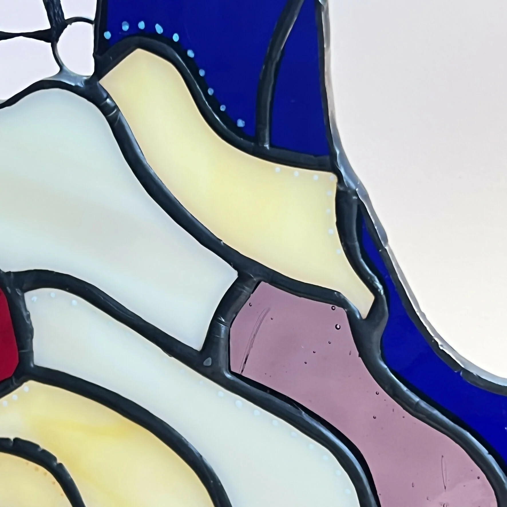 Stained Glass Sheep Skull with Blue horn - Image 3