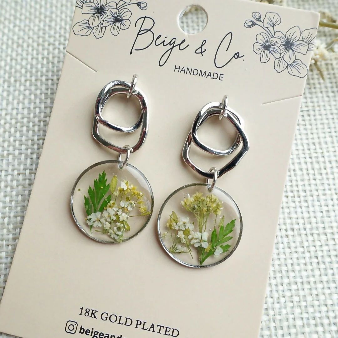Real Flower Stylish Knot Circle Earrings