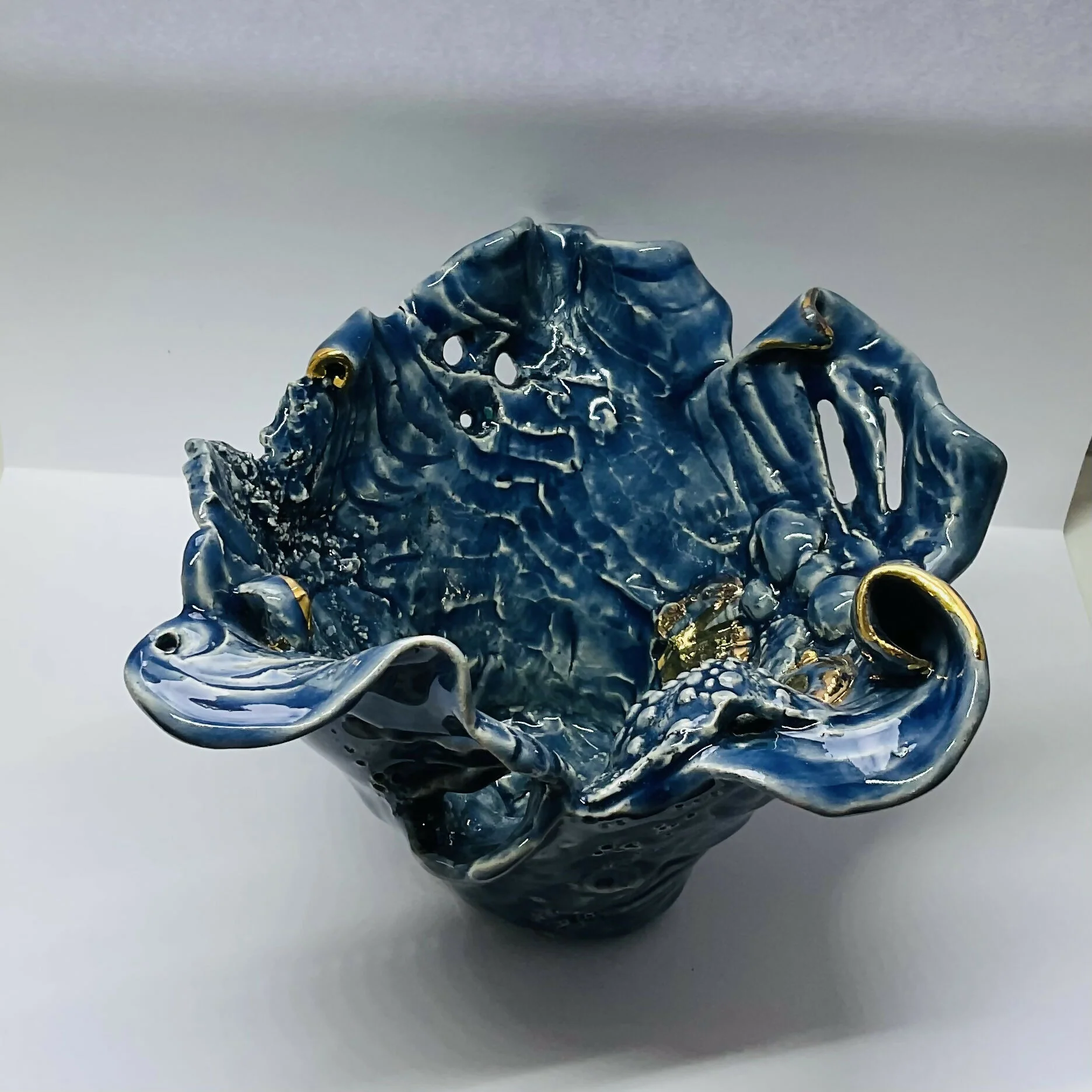 Textured Bowl with Gold Lustre - Image 2