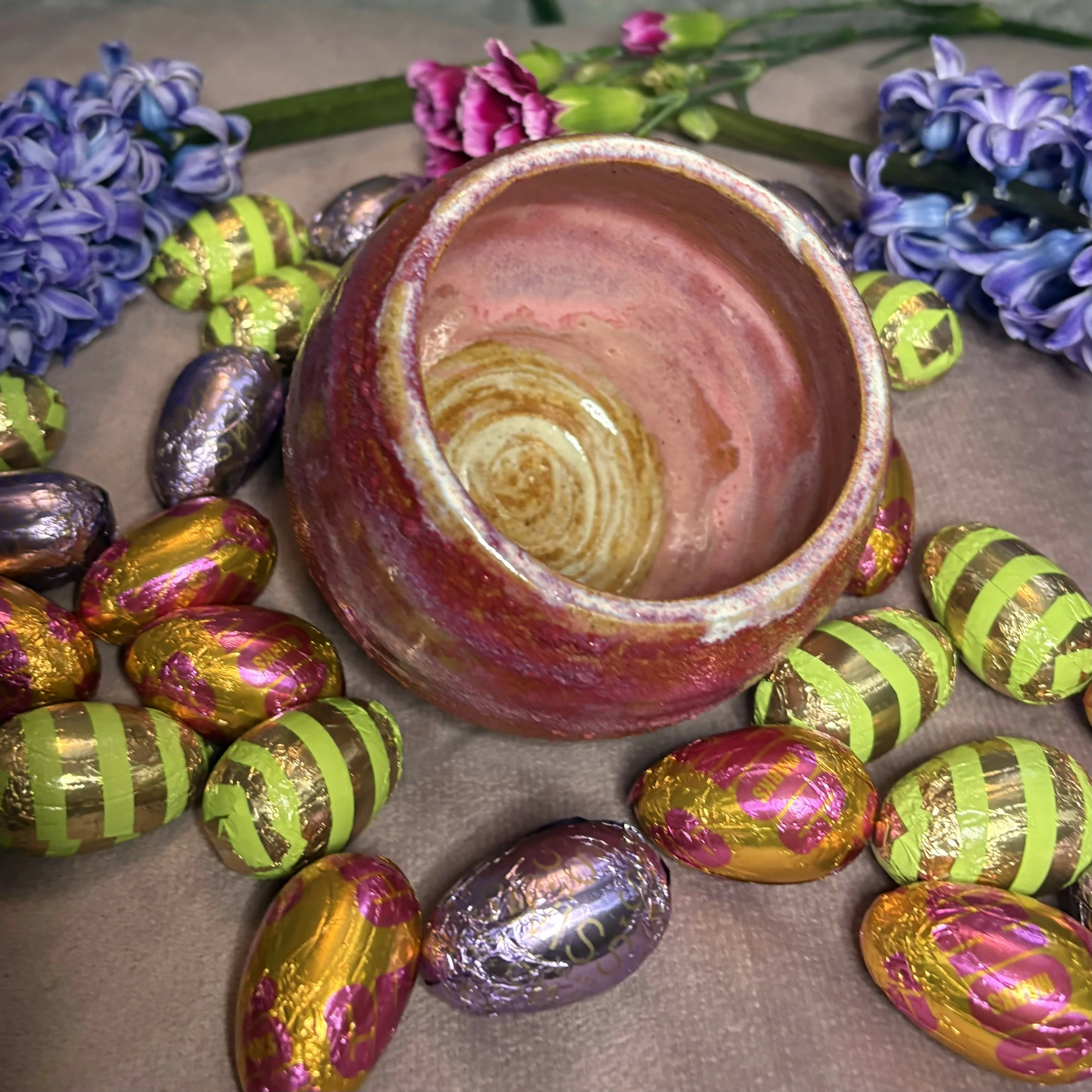 Textured Sunset Bowl - Image 6