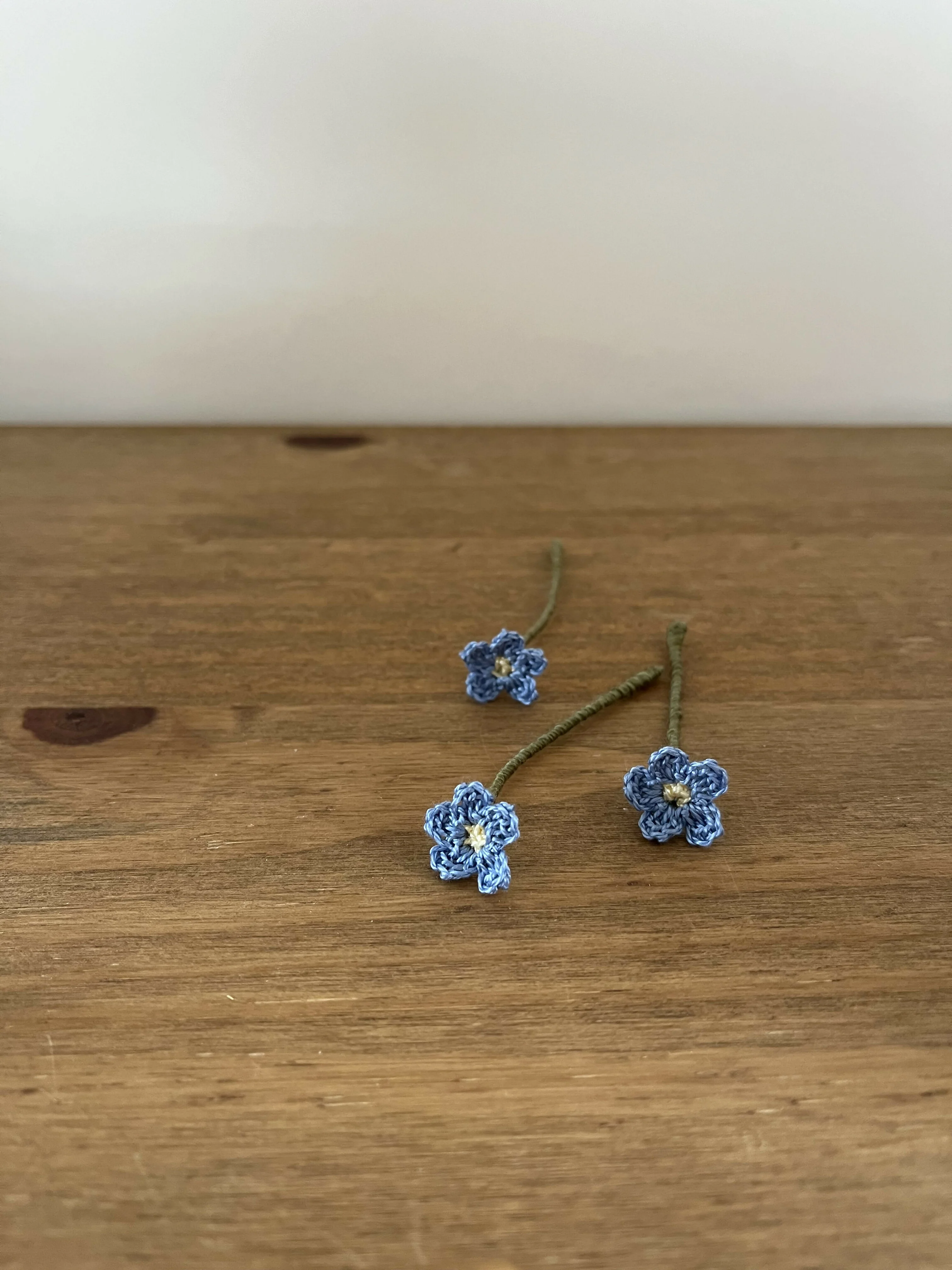 Crochet Forget me not Flowers In A Glass Vase - Image 3