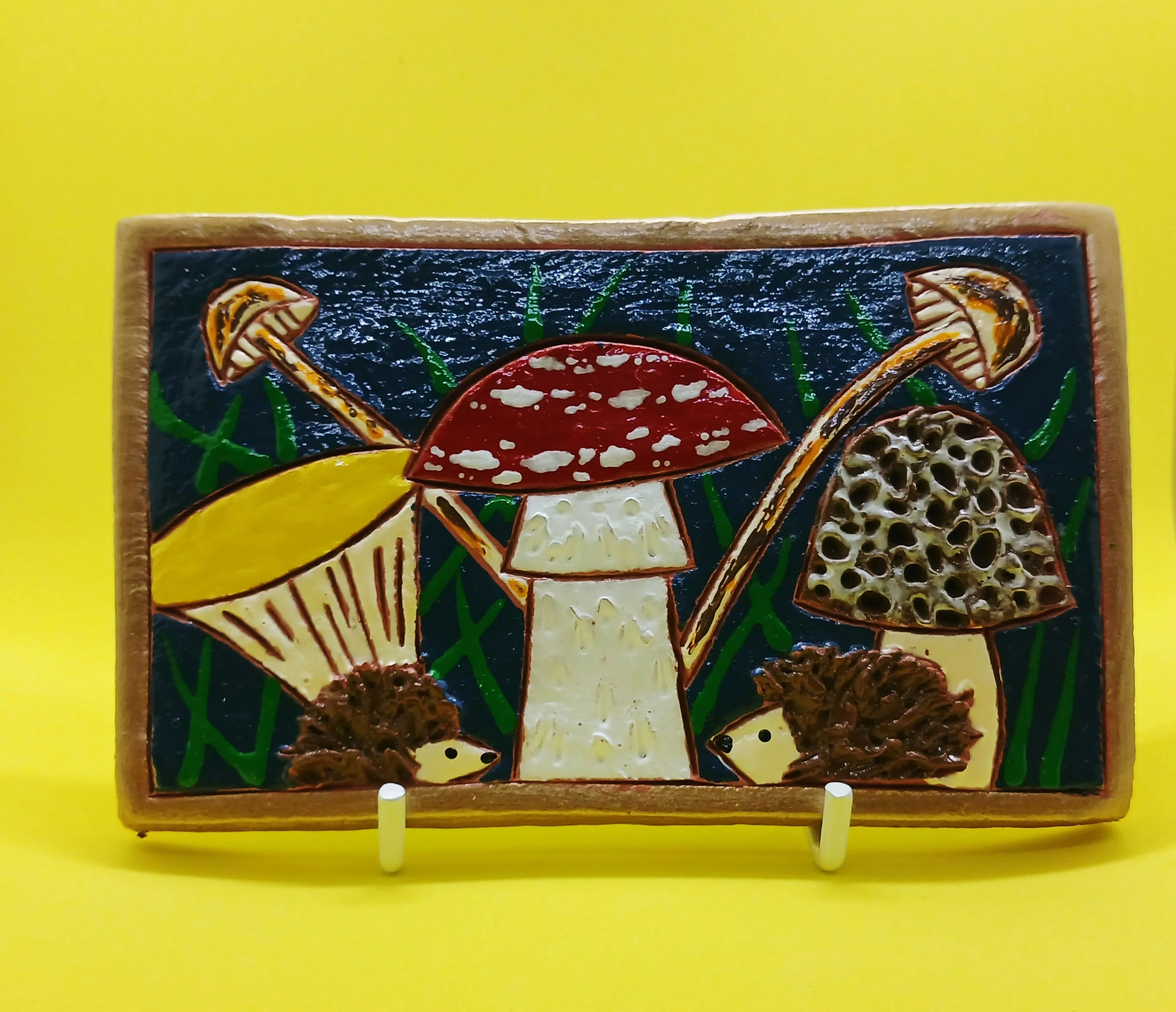 Toadstool and Hedgehog Clay Tile - Image 2