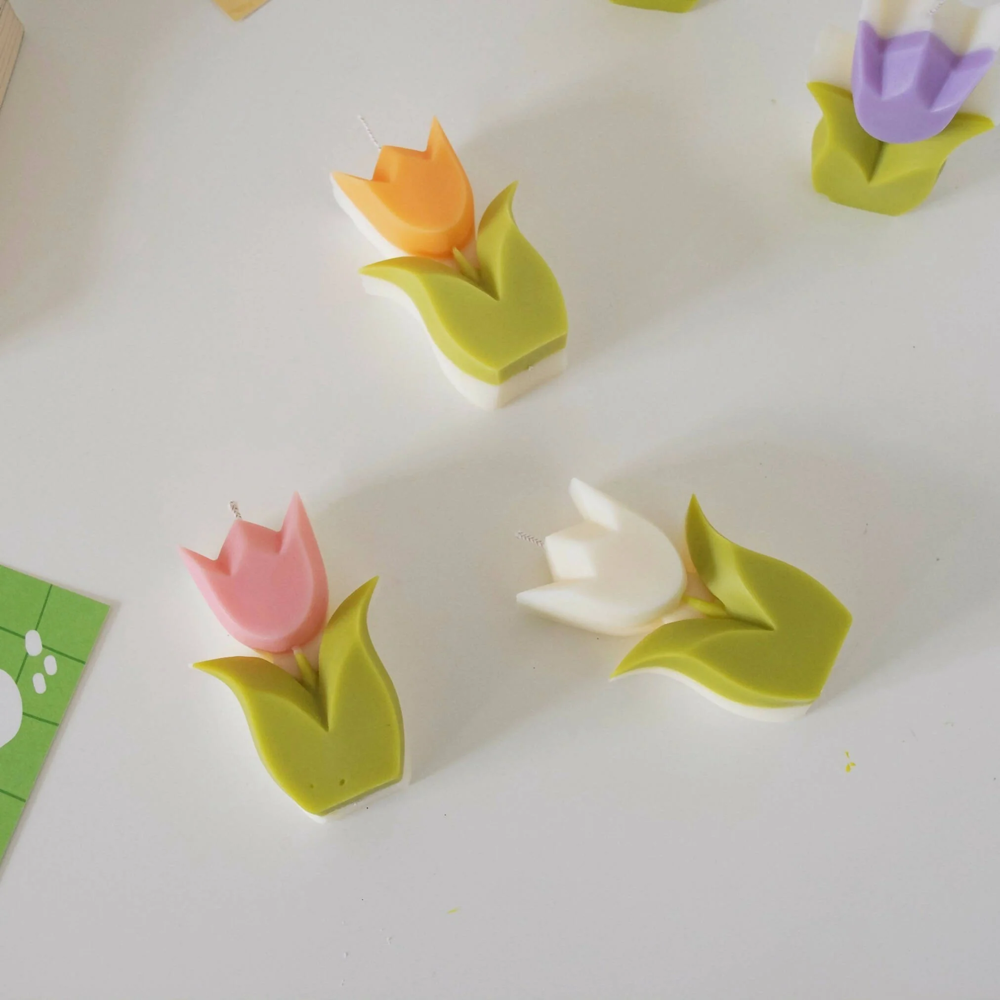 Tulip Candle - Image 2