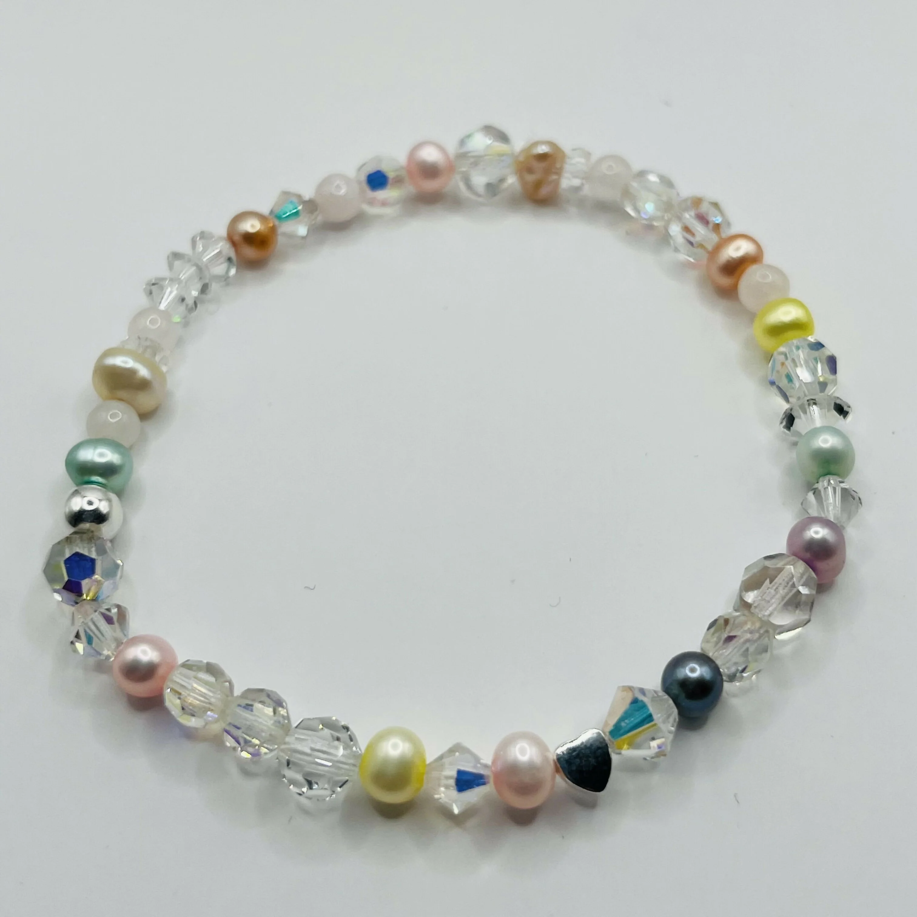 Vintage Beaded Bracelet - Image 11