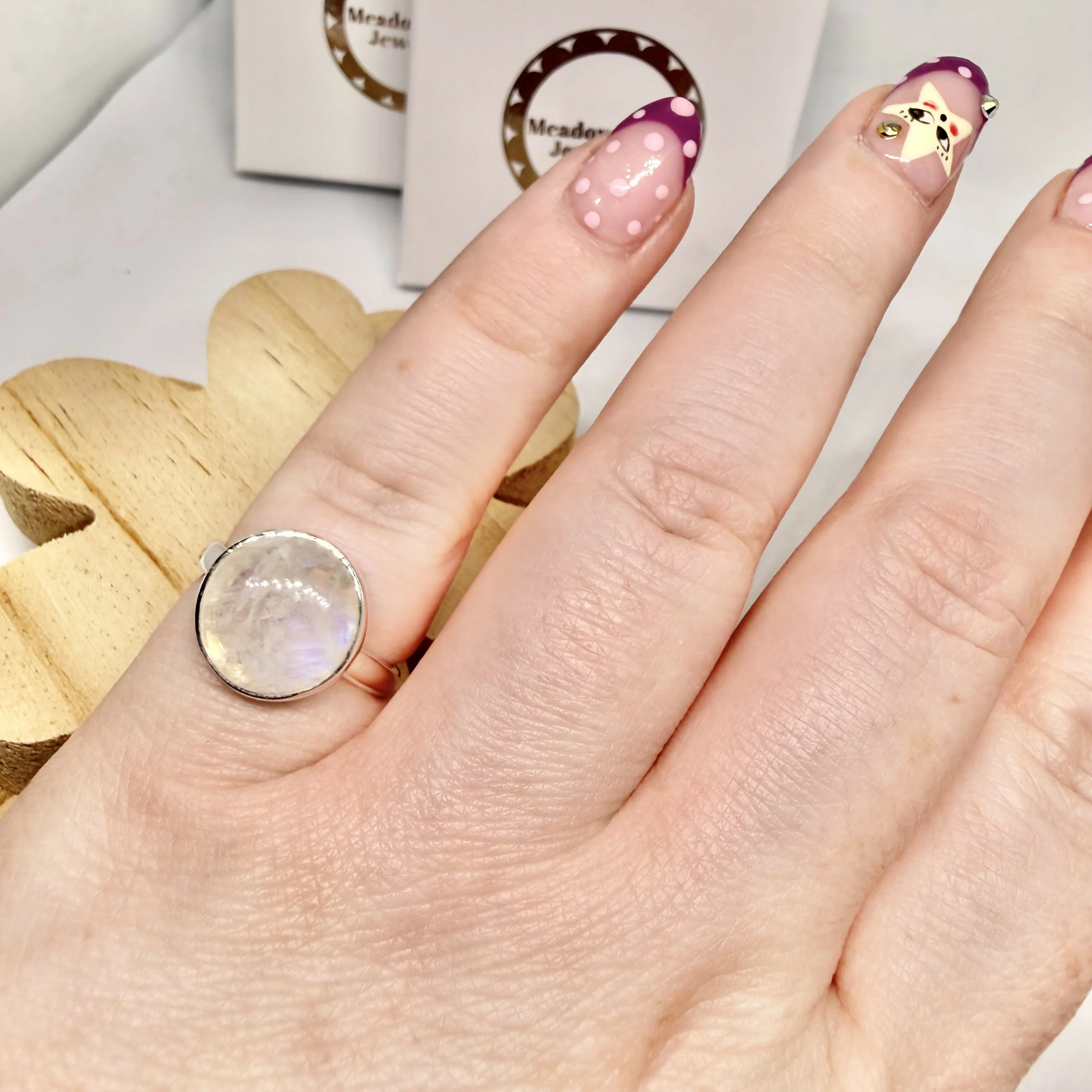 WHITE MOONSTONE RING SIZE N - Image 3