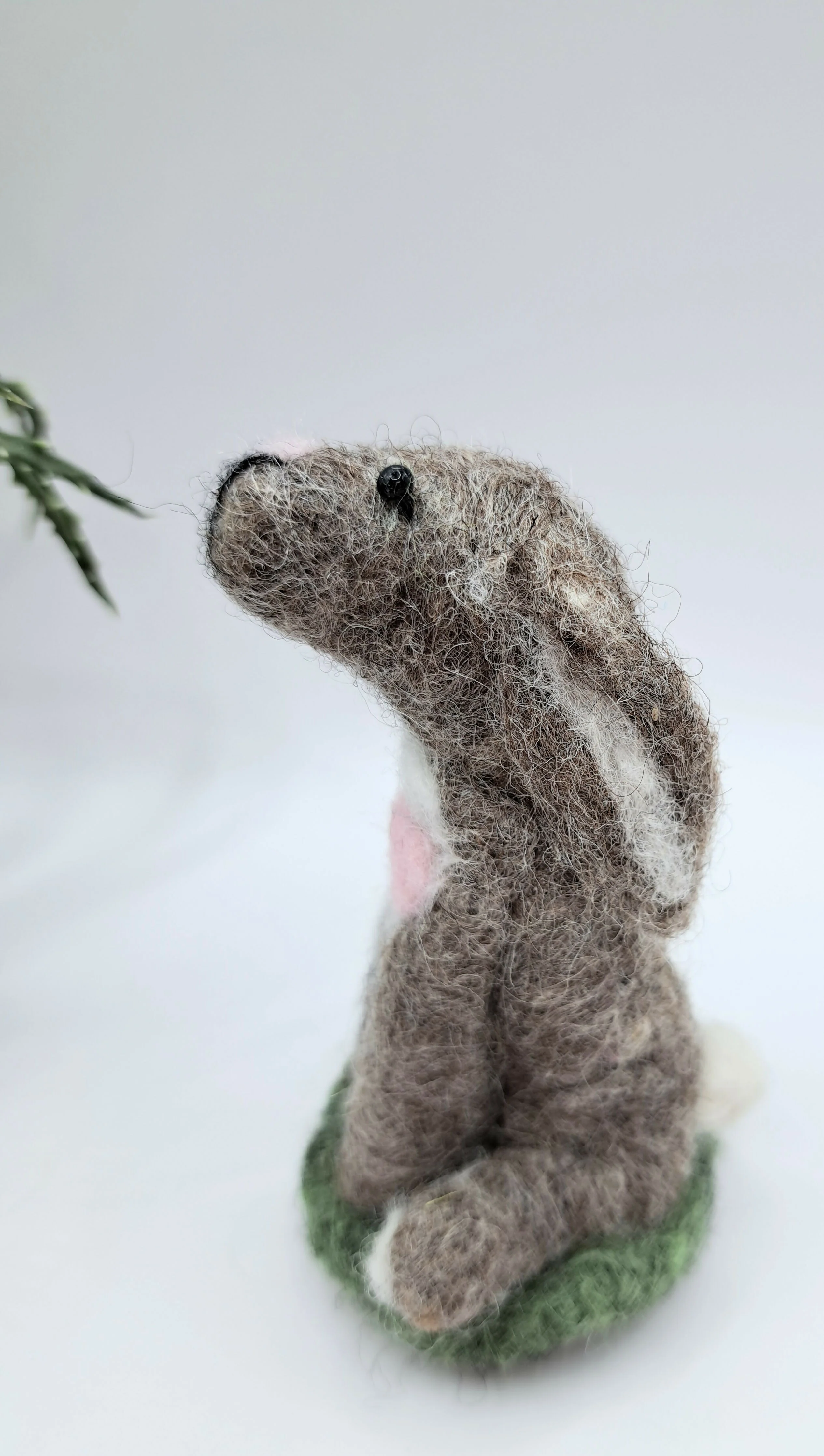 With Love Moongazer Needle Felted Hare - Image 2