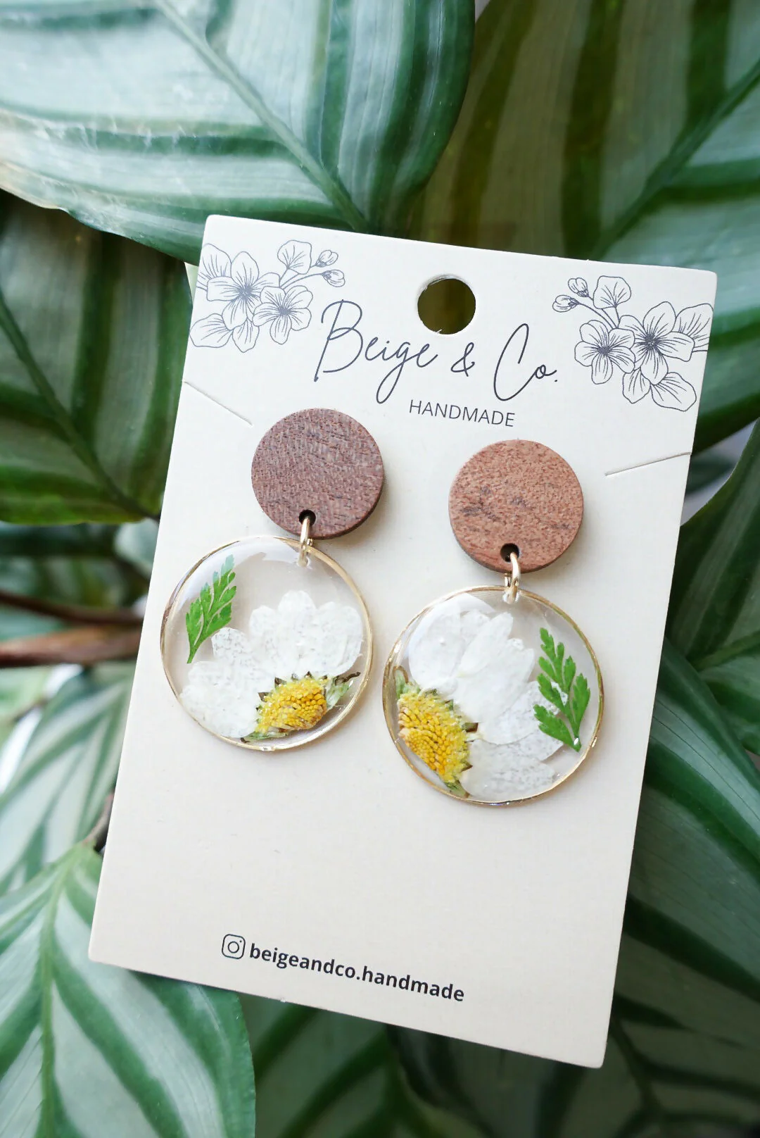 Wooden Daisy Pressed Flower Earrings - Image 2